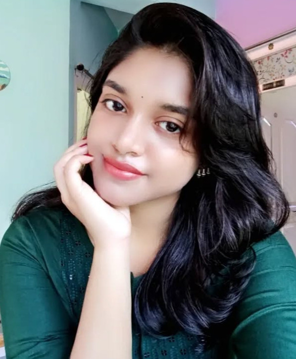 লেডিস টয়লেটে সাড়ে দশ ইঞ্চি